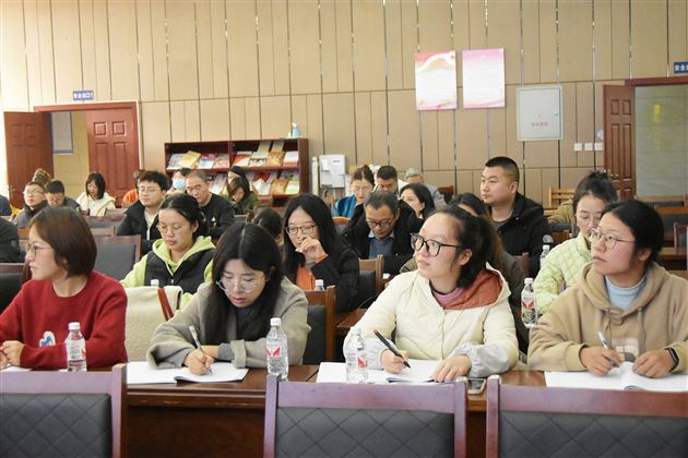 双流区黄龙溪学校来我校初中交流修身德育