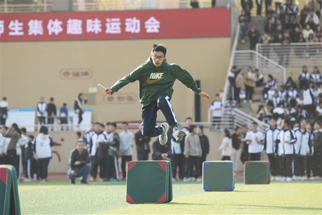 棠外初中成功举办第十一届冬季师生集体趣味运动会