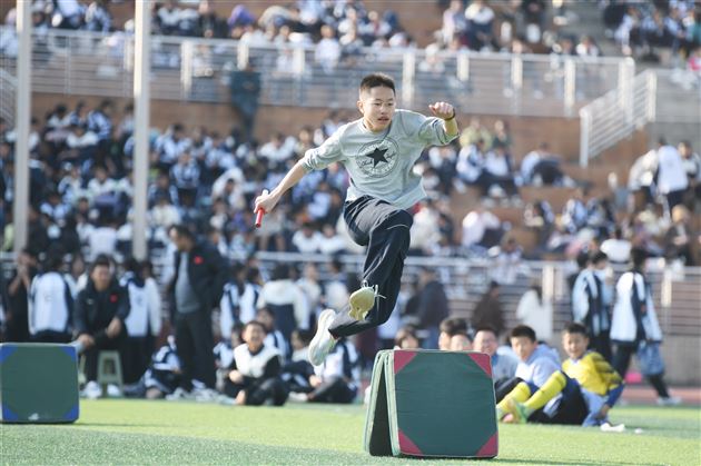 棠外初中成功举办第十一届冬季师生集体趣味运动会