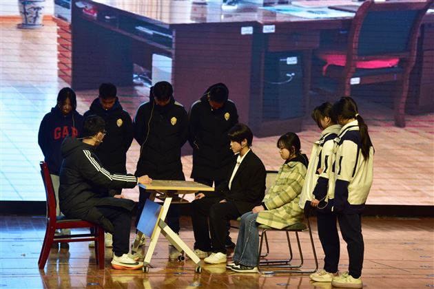 志学之路 共启未来——棠外举行2024年纪念“一二·九”爱国学生运动89周年主题团日活动