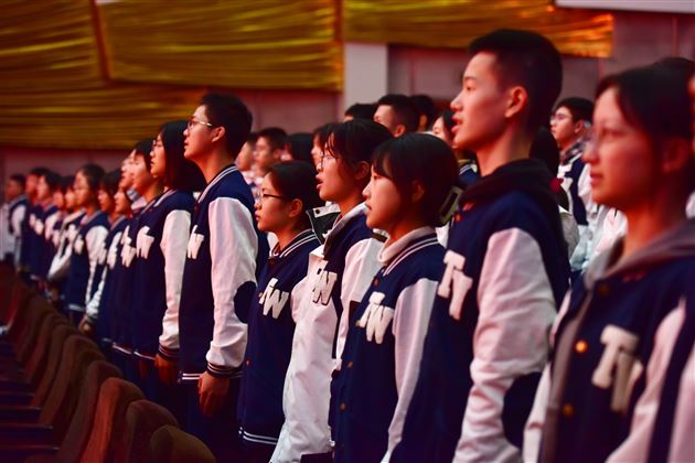 志学之路 共启未来——棠外举行2024年纪念“一二·九”爱国学生运动89周年主题团日活动