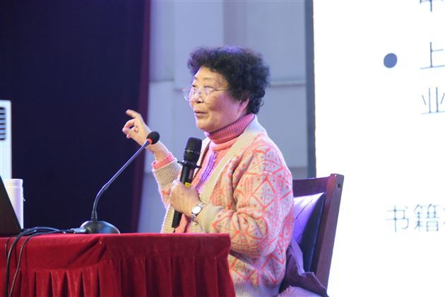 护航初三关键期 家校共绘成长同心圆——棠外开展初2022级家长会暨家庭教育专题讲座