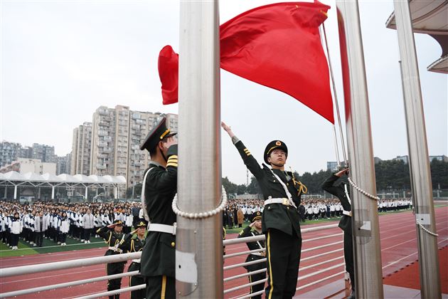 礼赞先进典型 致敬巾帼力量——棠外举行2025年“三八”国际劳动妇女节庆祝表彰系列活动