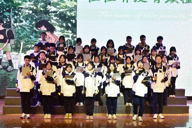 追梦能达 持愿可圆——记棠外仁譞文学社第十八届诗歌朗诵比赛