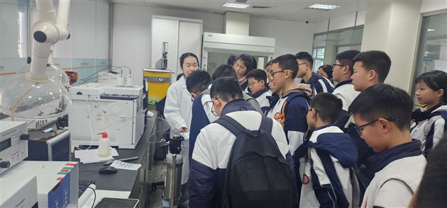 探秘天然气 点燃科学梦——记棠外初2024级科学探索兴趣班七年级下期科学素养课