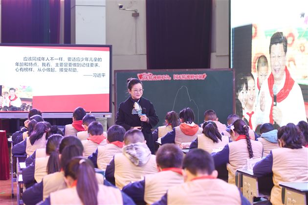 落实校本化教研 推进思政课建设——棠外附小成功举办双流区小学道德与法治集体备课成果展示活动 