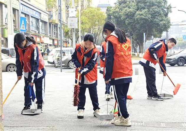 弘扬雷锋精神 争做时代好少年——棠外初中开展学生志愿服务实践活动