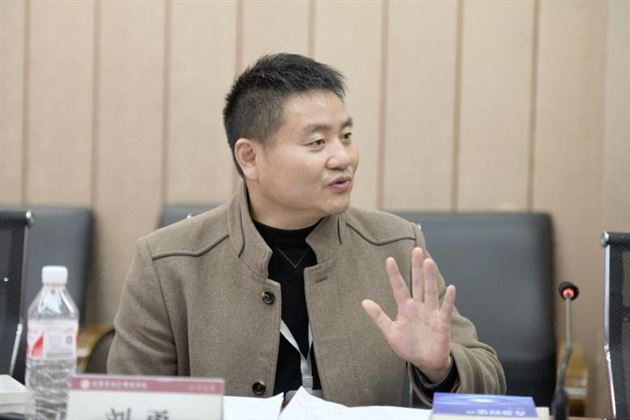 惊蛰启新程 诗雨润桃李——成都市刘勇名师工作室开班启动仪式暨成都市八年级语文教研活动筹备会侧记