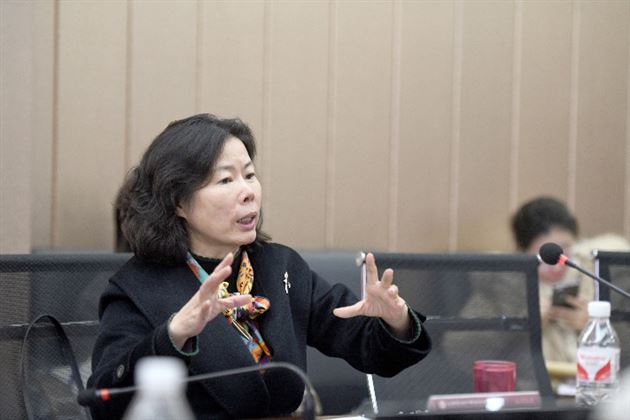 惊蛰启新程 诗雨润桃李——成都市刘勇名师工作室开班启动仪式暨成都市八年级语文教研活动筹备会侧记