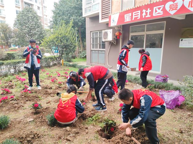 党团共建学雷锋 志愿服务树新风——棠外初中第三党支部开展学雷锋公益实践活动