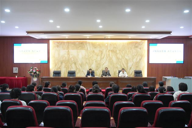 强化宿舍管理 共筑安全防线——棠外初中开展生活老师职业技能培训暨公寓精细化管理主题教研活动 