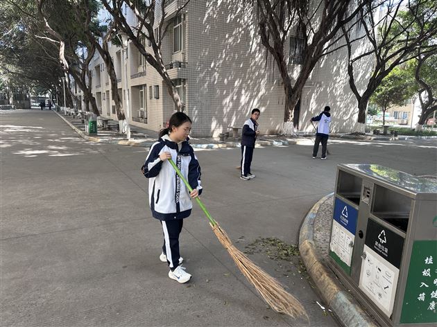 春花绽放季 劳动正当时——棠外初2023级3班社会实践活动小记 