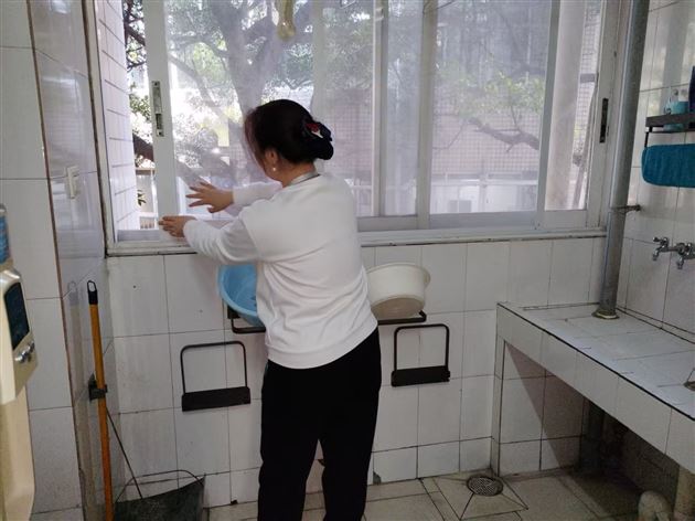 聚焦宿舍安全 护航学生成长——棠外初中公寓开展“生活老师如何做好学生宿舍安全检查”主题式单元教研活动 