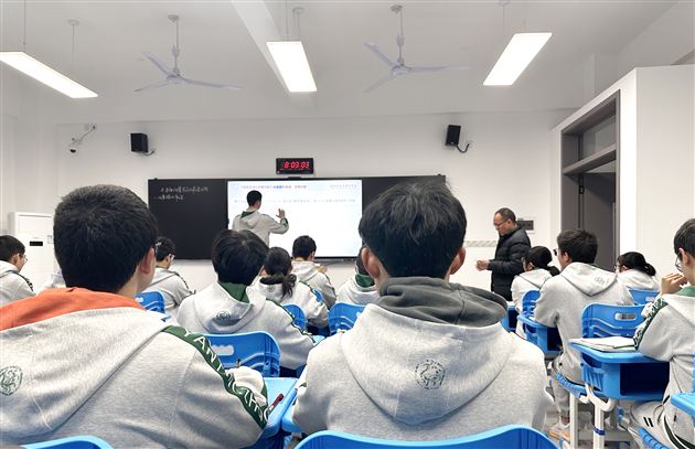 八校联动协作创新 智慧共享润泽英才——记协同创新发展联盟第七次联合教研