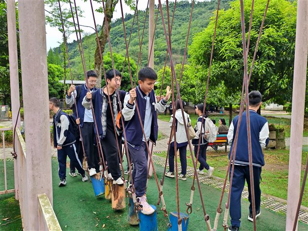 春风暖校园 心育正当时——棠外高中开展“积极心理学视域下赋能师生成长”团辅活动