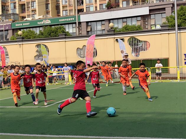 棠湖仁智幼儿园成功承办双流区第三届“空港杯”青少年校园足球菁英联盟赛（幼儿组）比赛