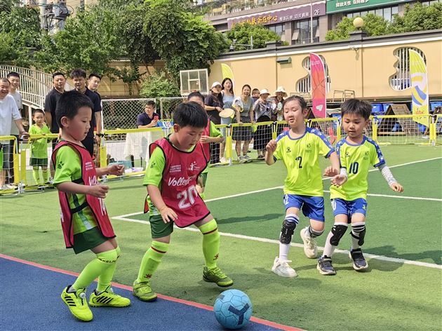 棠湖仁智幼儿园成功承办双流区第三届“空港杯”青少年校园足球菁英联盟赛（幼儿组）比赛