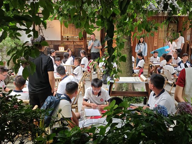 守护双流非遗 共续文化根脉——棠外初中开展非遗研学活动