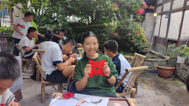 守护双流非遗 共续文化根脉——棠外初中开展非遗研学活动