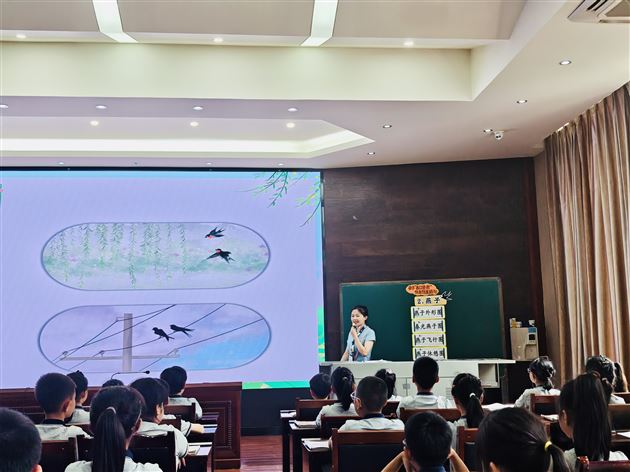 聚焦课堂成长 共绘家校华章——棠外附小成功举办“家长开放日”活动