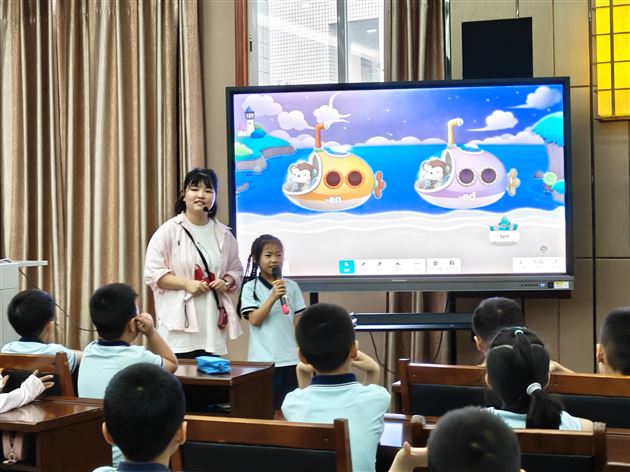 聚焦课堂成长 共绘家校华章——棠外附小成功举办“家长开放日”活动