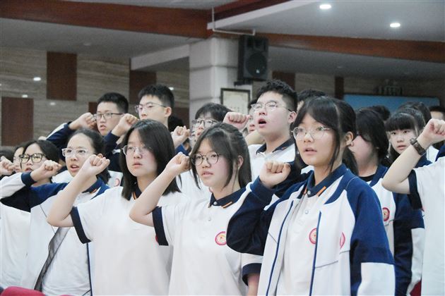 告别红领巾，奔赴新征程——棠外初2023级少先队离队仪式圆满举行