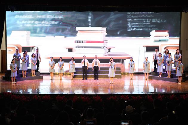 以爱为名，赴星河之约——棠外附小隆重举行2025届毕业典礼 