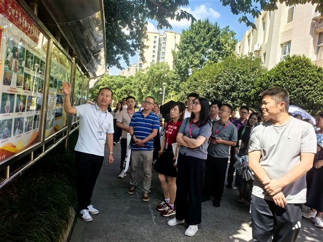 德心共育聚合力 校际交流促成长——广元市朝天区中小学班主任、学校管理干部能力素养提升培训暨棠外初中“践行教育家精神，提升教师德心共育力”专题培训（第五期）圆满举行 