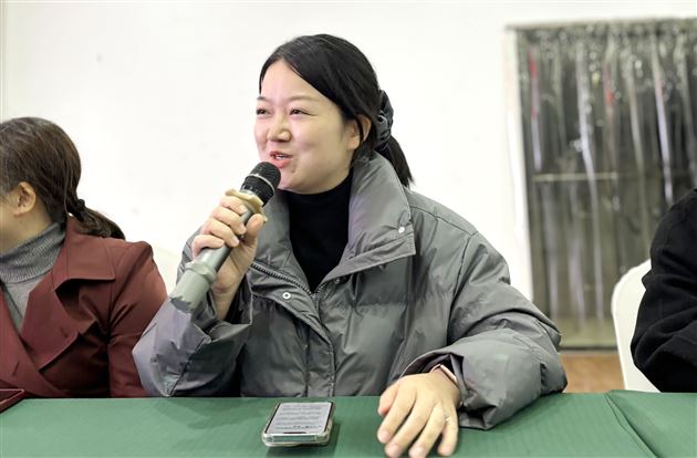 筑牢师德根基 护航初三梦想——棠外初中第三党支部开展十月主题党日活动