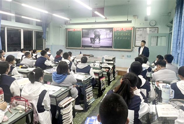 共筑友善防线 守护阳光校园——棠外高中开展预防校园欺凌主题活动 