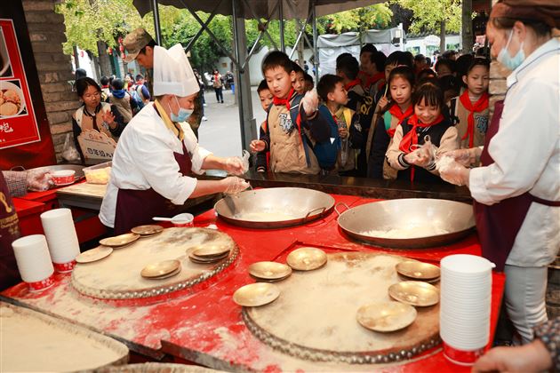爱我家乡 寻味川菜文化——棠外附小四年级川菜博物馆研学记