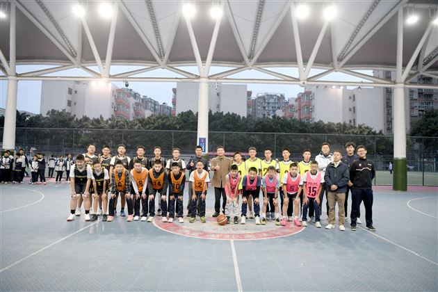 棠外初2024级班级篮球联赛圆满落幕
