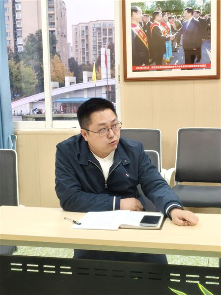 棠外高2025级班主任德育研讨会顺利召开 