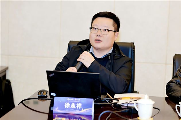 棠外附小徐永祥老师受邀在四川省青少年科技教育年会作主题发言