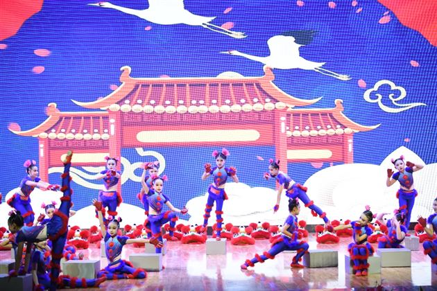 棠外附小隆重举行一年级“百日庆典”活动