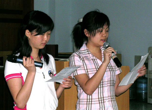 剑桥高中开学典礼会场（三）</p><p>　　