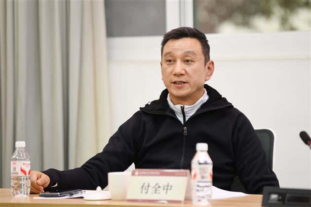 棠外省级党建课题《党建赋能小学教师教育家精神培育的路径研究》顺利开题 