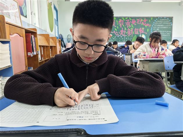 棠外附小成功举办2025年秋期“阳光杯”作文比赛