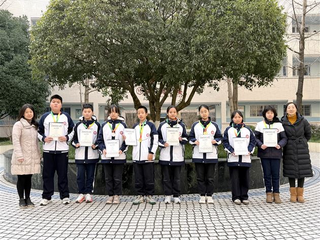 棠外学子在“未来外交官”川渝总展示中斩获佳绩