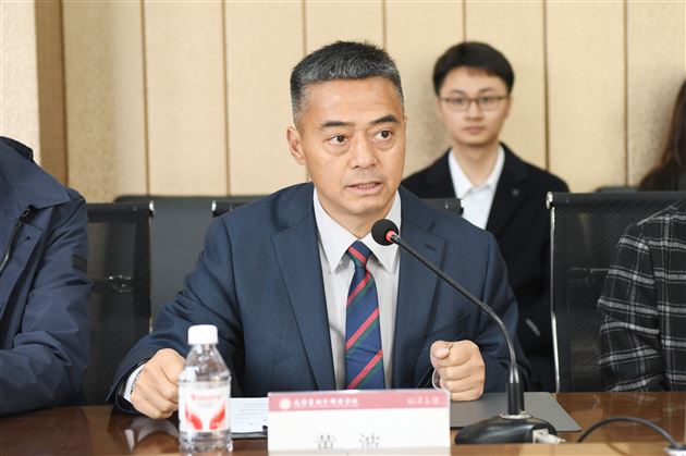 圣约翰公学阿森纳青训访棠外 中英少年绿茵场上竞技绘蓝图 