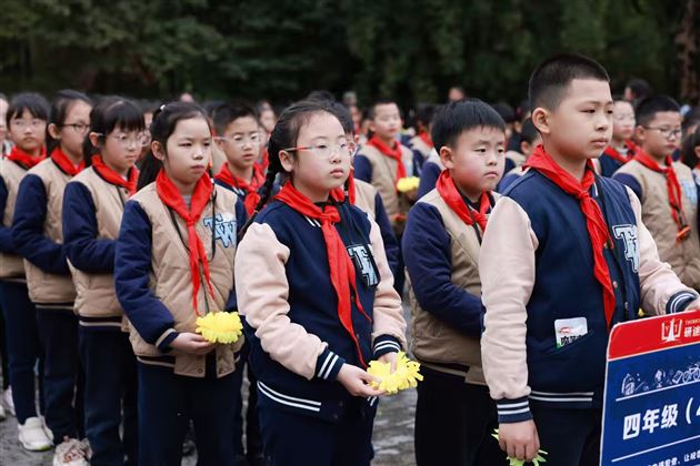 棠外附小四年级开展春季研学实践活动