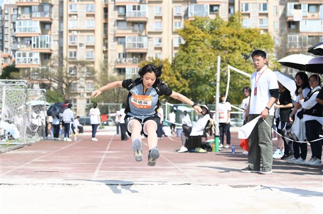 棠外高中“多威杯”第二十二届师生田径运动会圆满举行