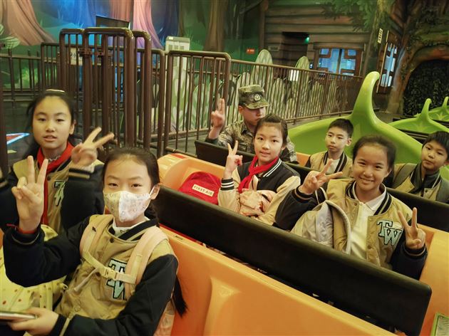 资阳方特见证六年级学子毕业季最美时光