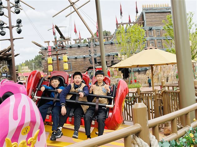 资阳方特见证六年级学子毕业季最美时光