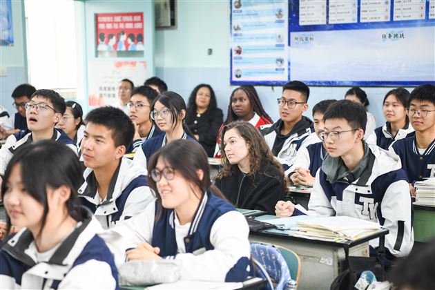 中法少年友谊交流活动在成都棠湖外国语学校圆满举行