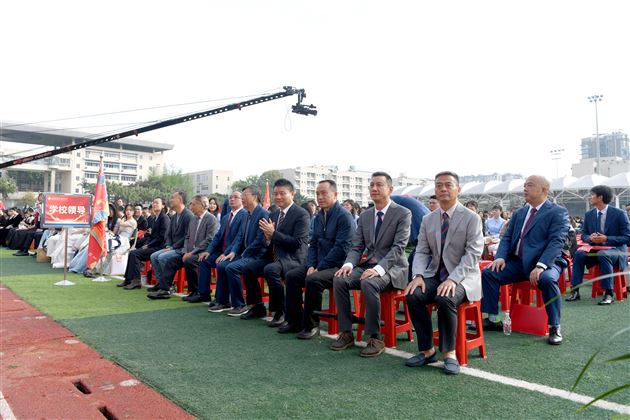 壮观天地，与立苍穹 —— 记棠外高 2026 届高三成人典礼