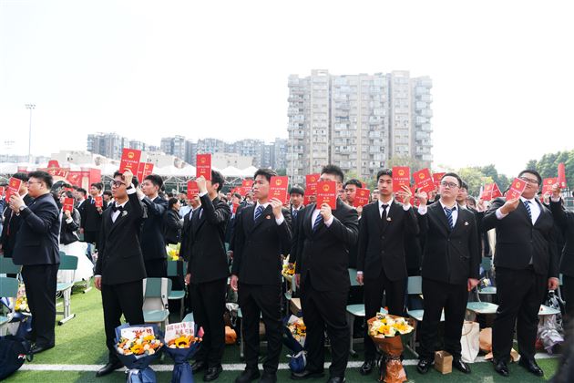 壮观天地，与立苍穹 —— 记棠外高 2026 届高三成人典礼