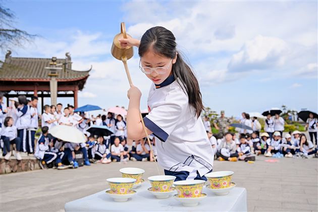 蒙顶寻茶承古韵 实践砺行育少年