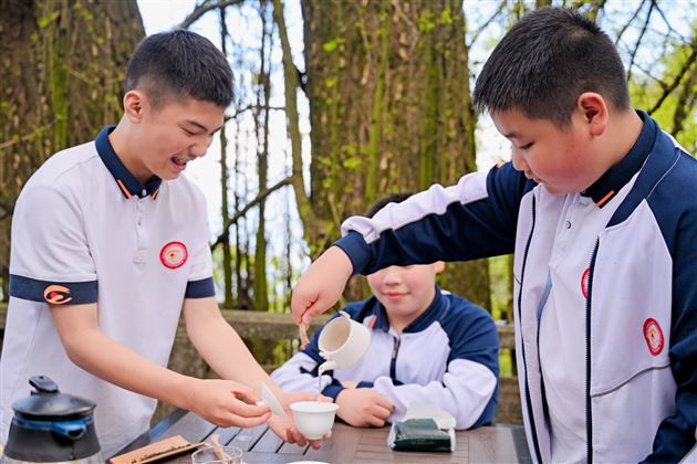 蒙顶寻茶承古韵 实践砺行育少年 