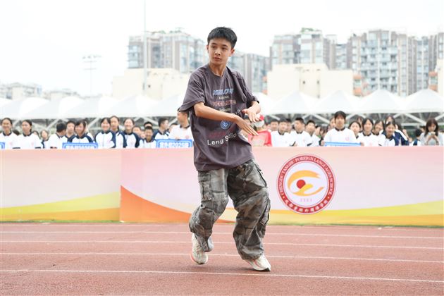 棠外初中“多威杯”第二十二届春季田径运动会顺利举行
